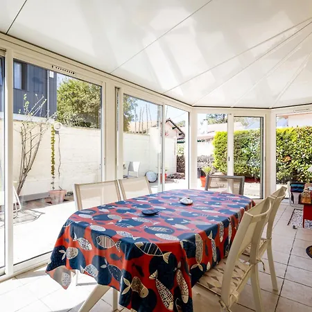 Σπίτι διακοπών La Maison Du Betey Pour 4 A 5 Personnes A 50 M *